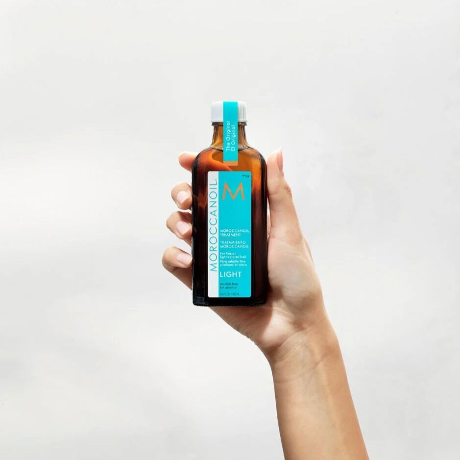 Moroccanoil Treatment Light naturalny olejek arganowy do włosów delikatnych, rozjaśnianych lub farbowanych na blond 100ml