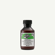 Davines Naturaltech Renewing Shampoo  – Szampon wspierający długowieczność włosów i skóry głowy